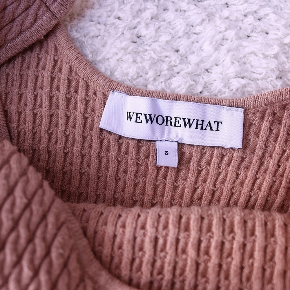 Cute and Comfortable Weworewhat Scoop Knit Sweaterdress, size Small in Beige - Picture 7 of 9